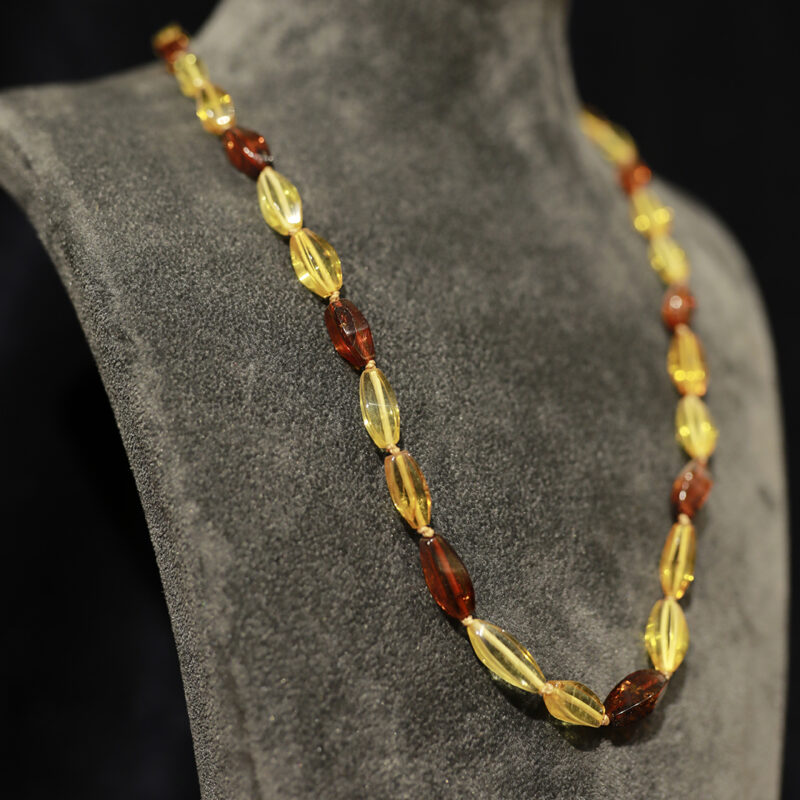 Kehribar Yetişkin Kolye - 60KOLY022 (1)