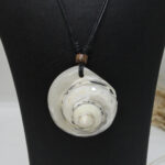 Beyaz Turbo Kabuk Kolye - KBKKOL1 Galeri 2