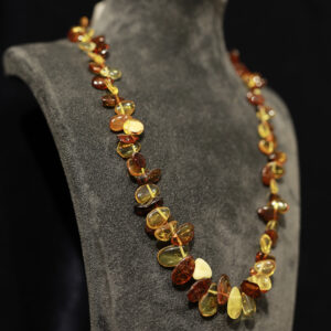 Kehribar Yetişkin Kolyesi 60KOLY040