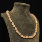 21KOL04 8mm Pembe Kuvars Köşeli Kesim Kolye (1)