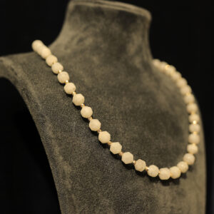 8mm Aytaşı Köşeli Kesim Kolye