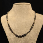 83KOL08 Gümüş Aparatlı Siyah İnci Kolye (2)